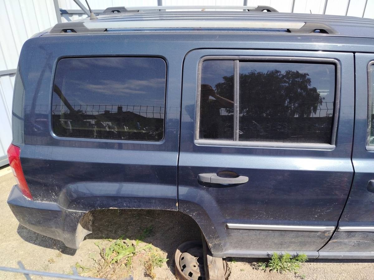 Стеклоподъёмник эл. задн. прав. Jeep Patriot