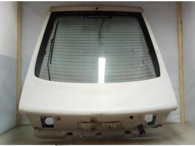 Крышка багажника дверь 3-5 Mazda 626, 1993 г