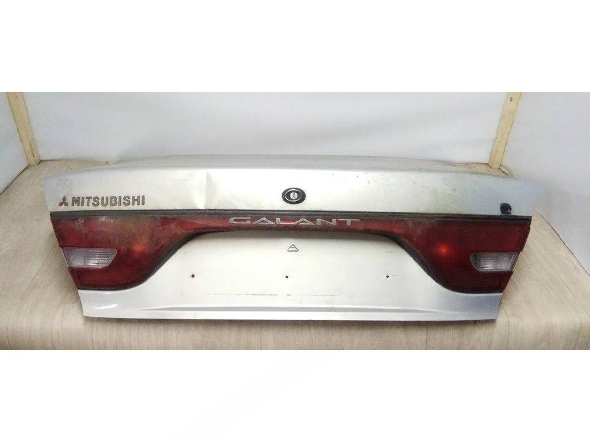 Крышка багажника дверь 3-5 Mitsubishi Galant