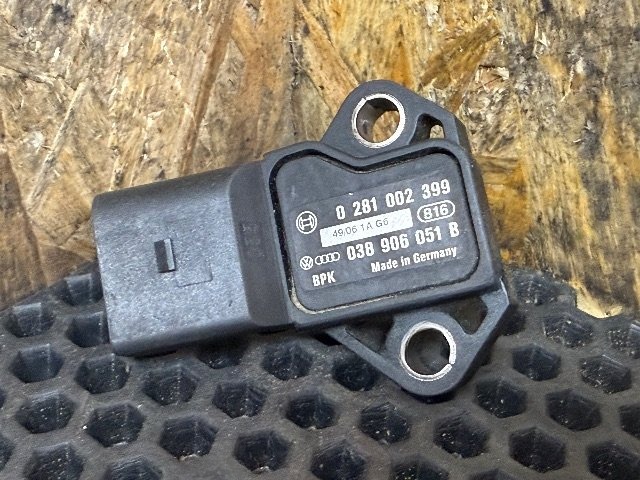 Датчик абсолютного давления к Volkswagen Passat, 2008 г.