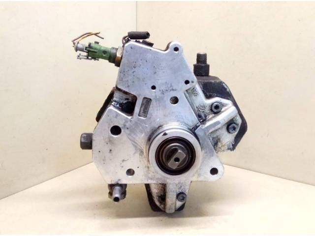ТНВД Volvo V70, 2006 г., OEM 0445010111, арт. 2053838