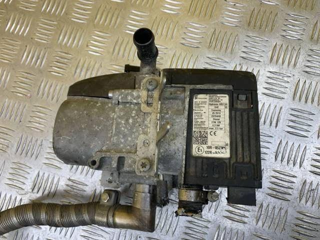 Автономный отопитель Toyota Hilux Пикап, 2017 г., OEM 252913, арт. 221565, фото 3