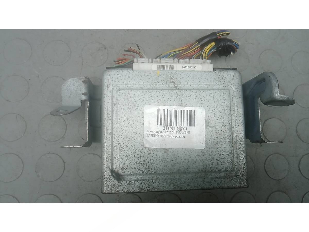 Блок управления Mitsubishi Pajero, 2009 г., OEM 8633A025, арт. 2DN01NC01