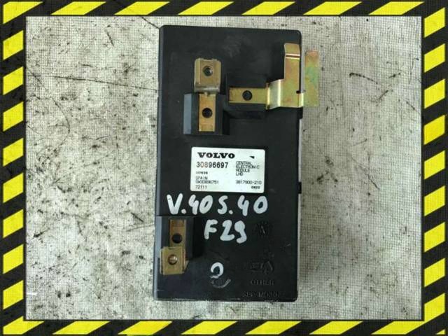 Блок комфорта Volvo V40, 1998 г., OEM 30896697, арт. 35471572