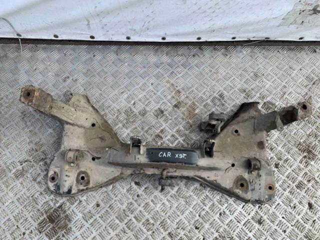 Балка подвески передняя (подрамник) Mitsubishi Carisma, 1996 г., арт. 35472982