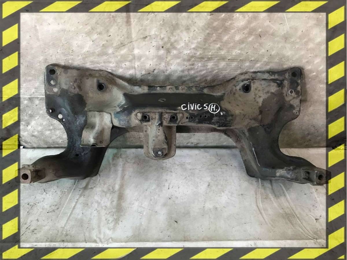 Балка подвески передняя (подрамник) Honda Civic, 1994 г., арт. 37686567