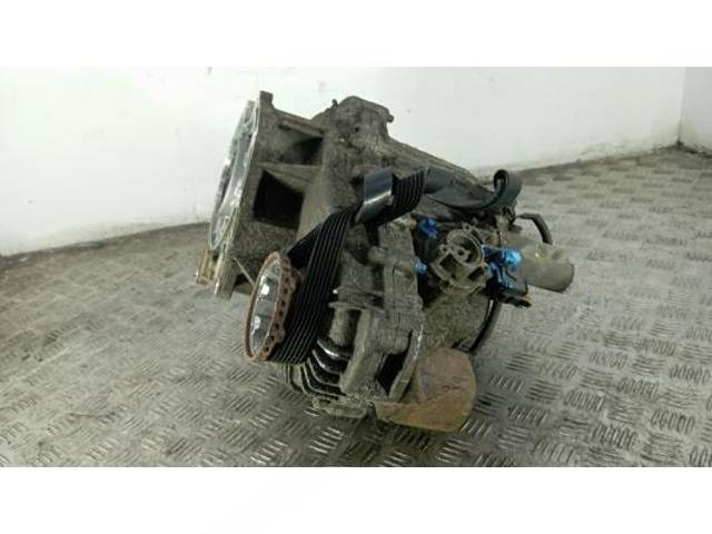 Раздаточная коробка Land-Rover Range Rover, 2007 г., OEM 8454227091, арт. 3BG02UP01, фото 2