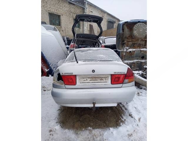 Ремень SRS задн. лев. Mitsubishi Carisma, 1995 г