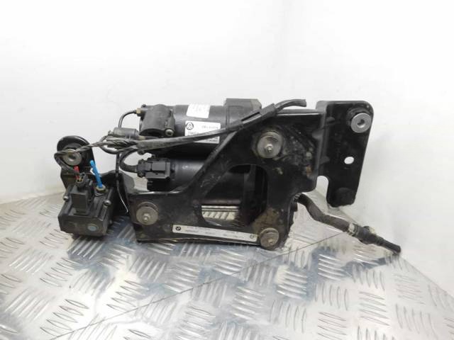 Компрессор пневмоподвески BMW X5 E70, 2007 г