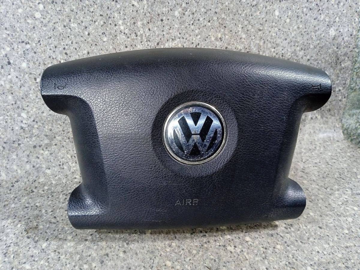 Подушка SRS водителя Volkswagen Touareg, 2005 г