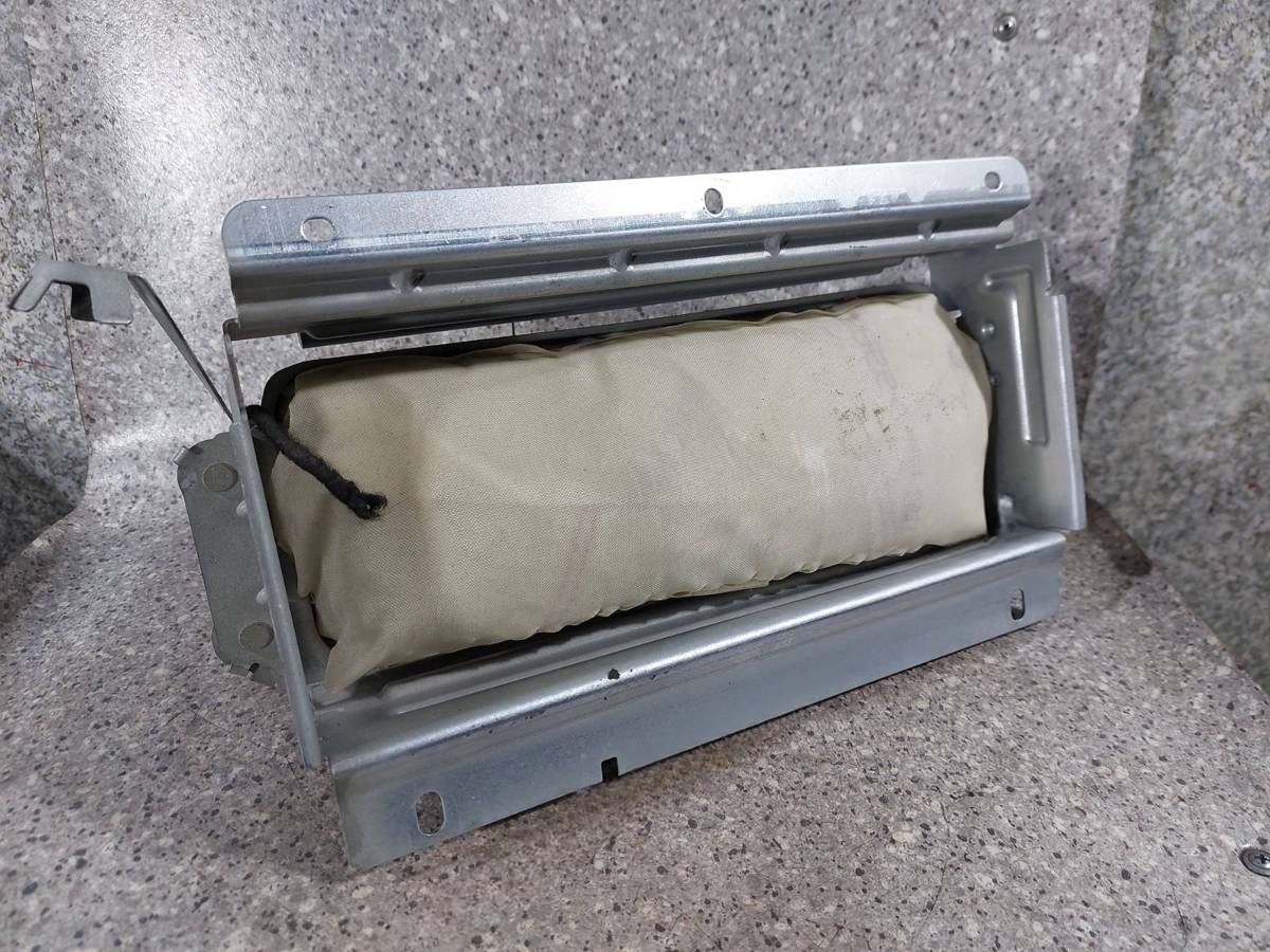 Подушка безопасности пассажира Ford Focus, 2006 г
