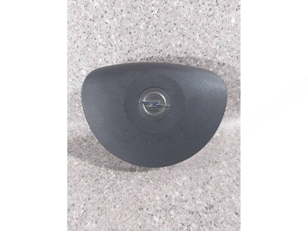 Подушка безопасности водителя Opel Corsa, 2002 г