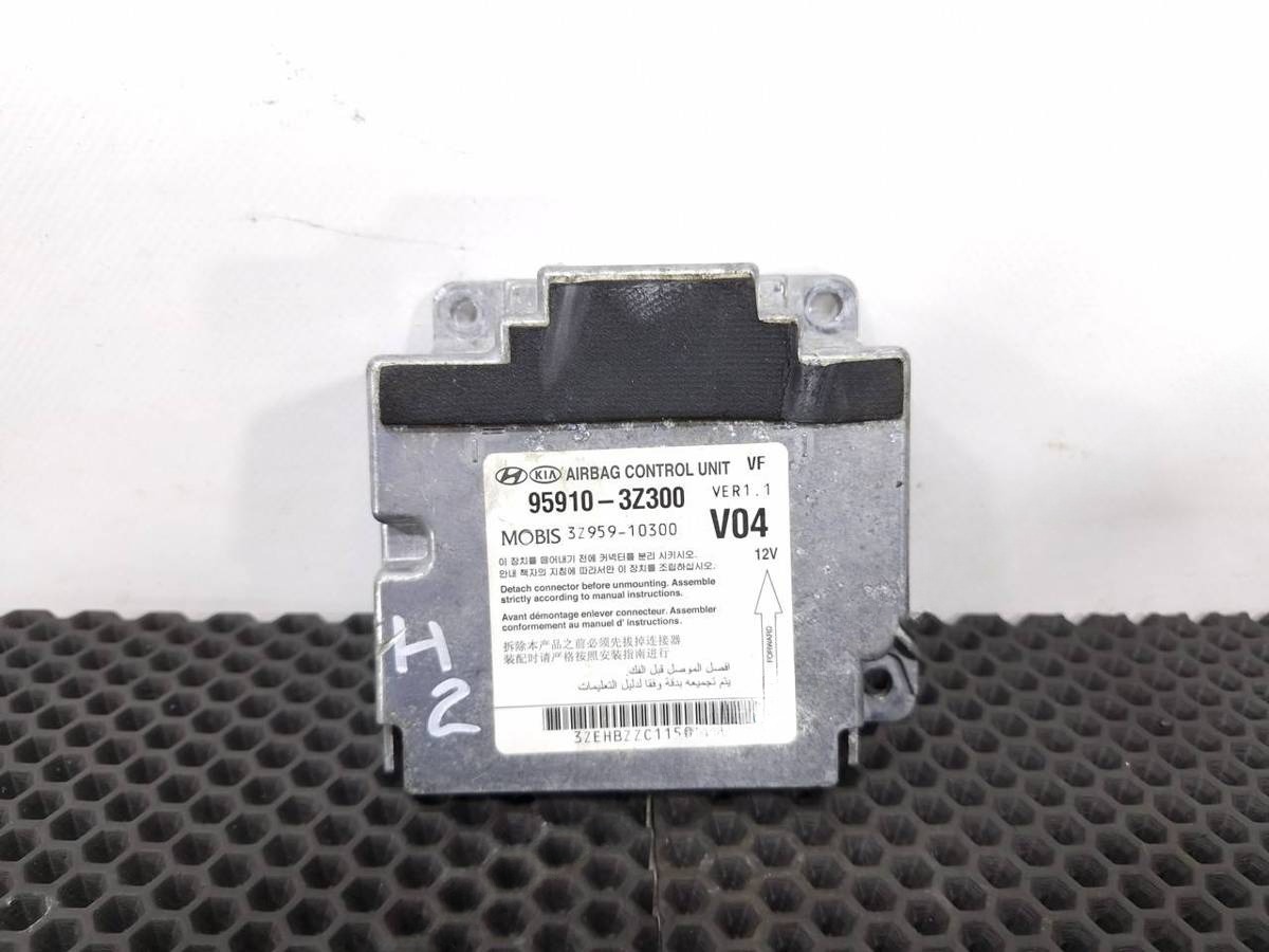 Блок управления Hyundai i40, 2011 г., OEM 959103Z300, арт. 51775
