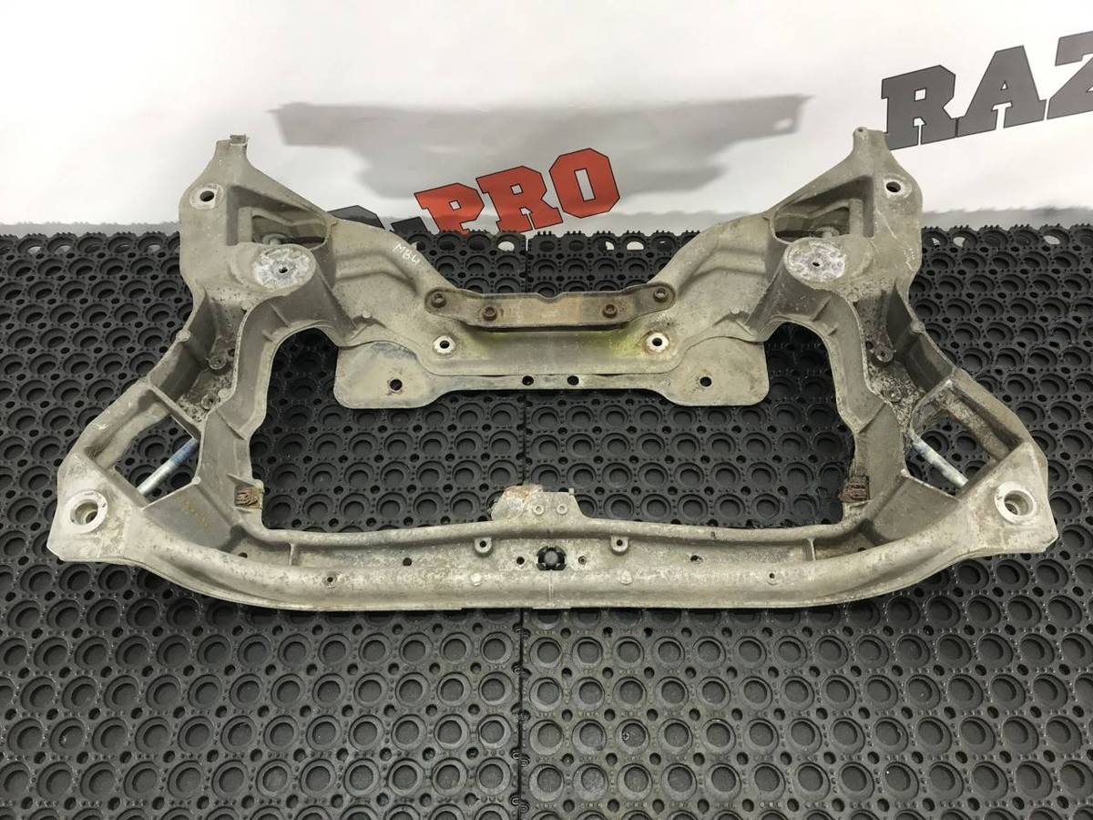 Балка подвески передняя (подрамник) Mercedes C W203, 2006 г., OEM A2036280657, арт. 52301
