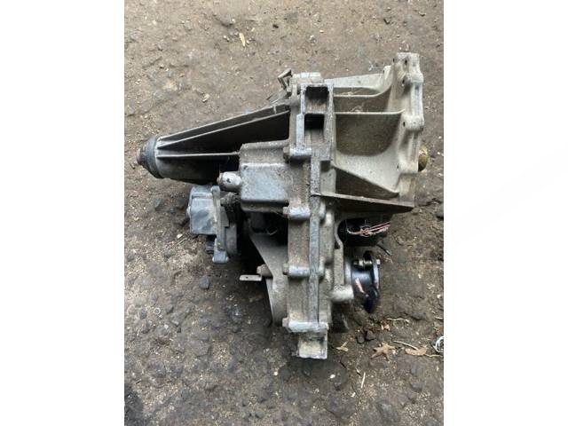 Раздаточная коробка Nissan Navara, 2008 г., OEM 33100EA301, арт. 63852