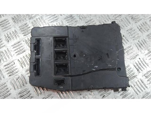 Блок комфорта Renault Megane, 2004 г., OEM 8200525384, арт. 67142