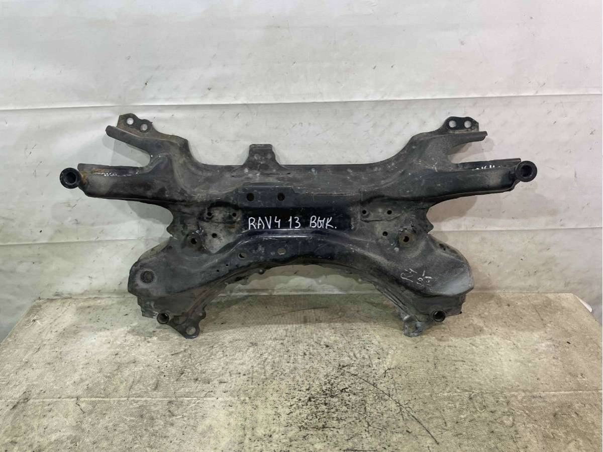 Балка подвески передняя (подрамник) Toyota RAV4, 2014 г., арт. 67361980