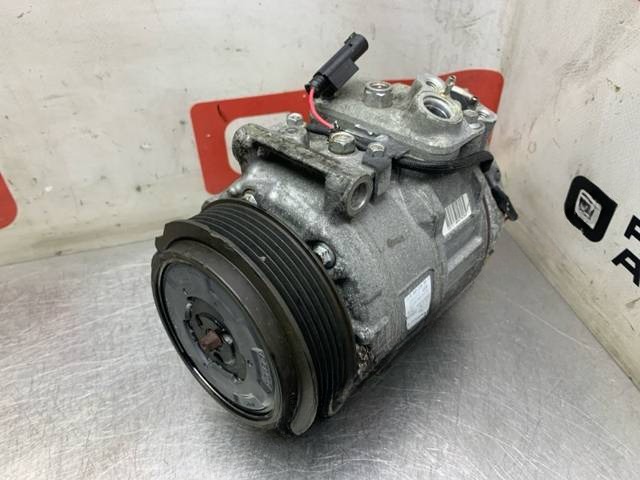 Компрессор кондиционера Mercedes C W203, 2005 г