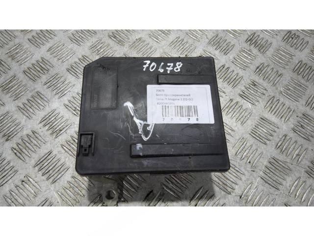 Блок комфорта Renault Megane, 2005 г., OEM 8200481866, арт. 70678