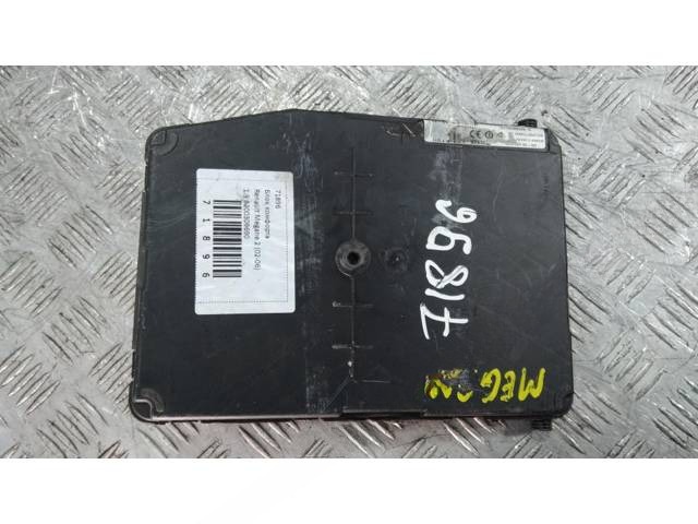 Блок комфорта Renault Megane, 2005 г., OEM 8200309690, арт. 71896