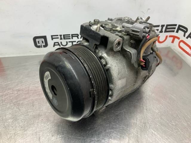 Компрессор кондиционера Mercedes C W204, 2015 г