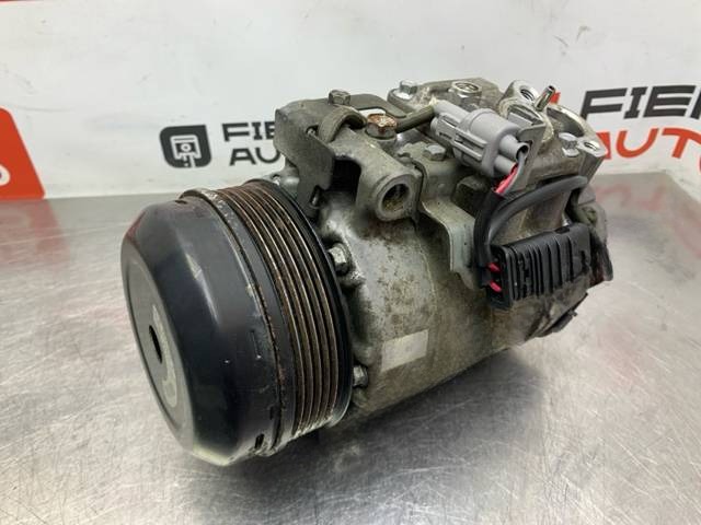 Компрессор кондиционера Mercedes C W204, 2011 г