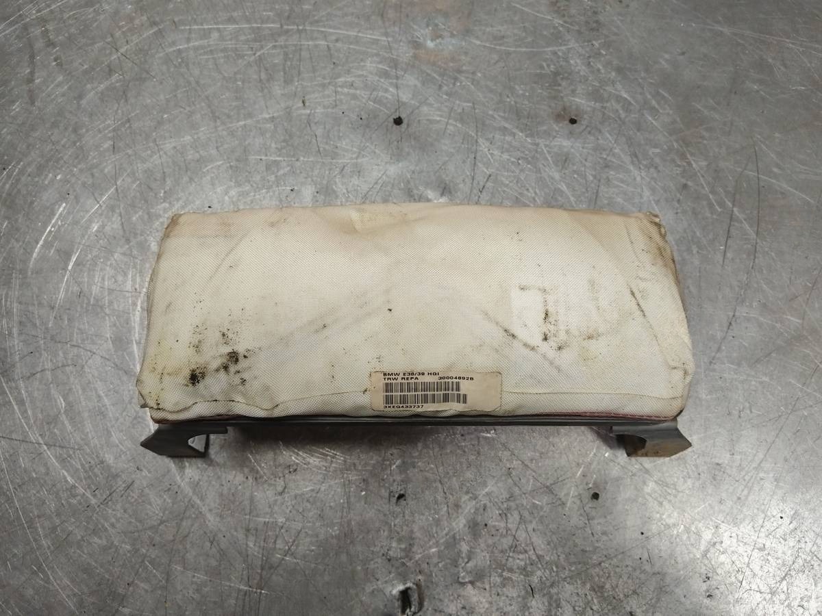 Подушка безопасности пассажира BMW E39, 1995 г