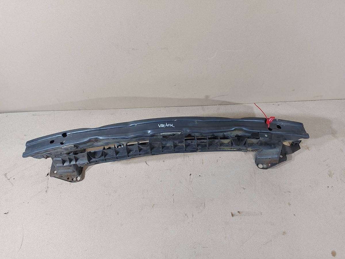 Усилитель бампера переднего Opel Vectra, 2006 г