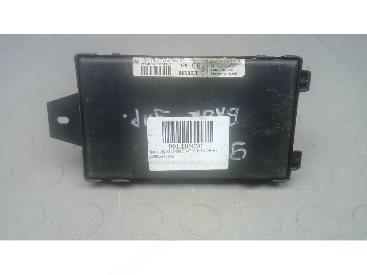 Блок управления Dacia Sandero, 2008 г., OEM 8200296328, арт. 90L10NC01