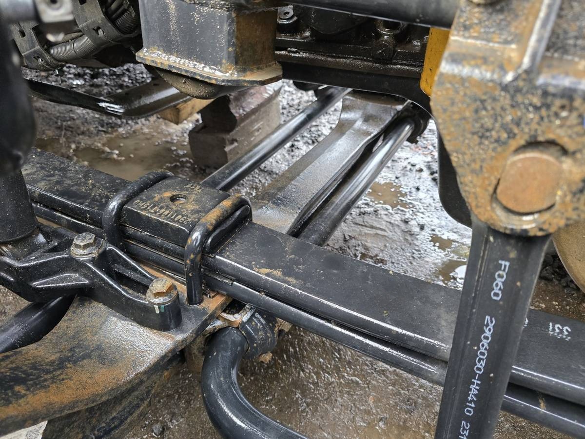 Балка подвески передняя (подрамник), 2023 г., OEM 3000010HA400, арт. 92128v1