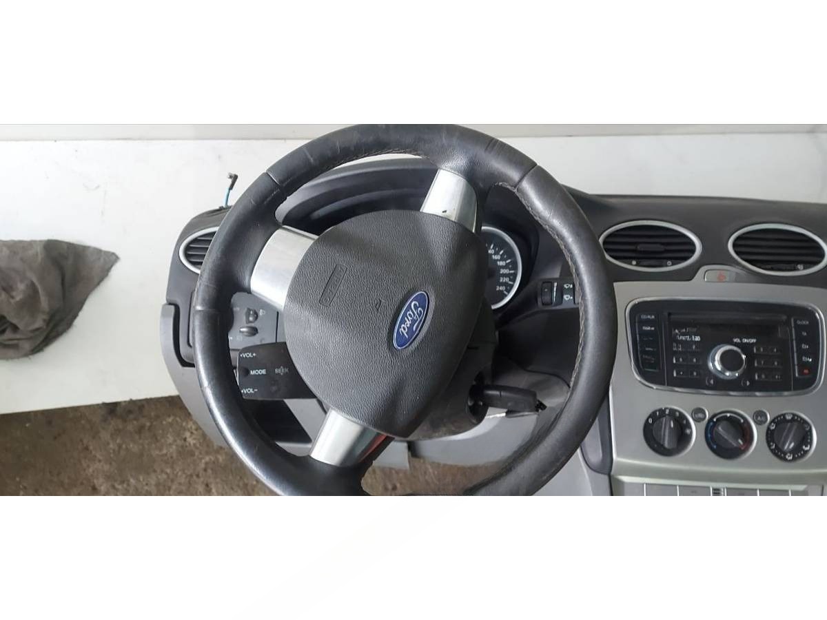 Подушка безопасности водителя Ford Focus, 2009 г