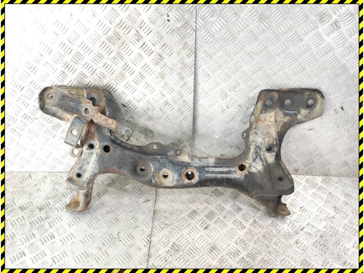Балка подвески передняя (подрамник) Toyota Corolla E110, 1998 г., арт. 94489204
