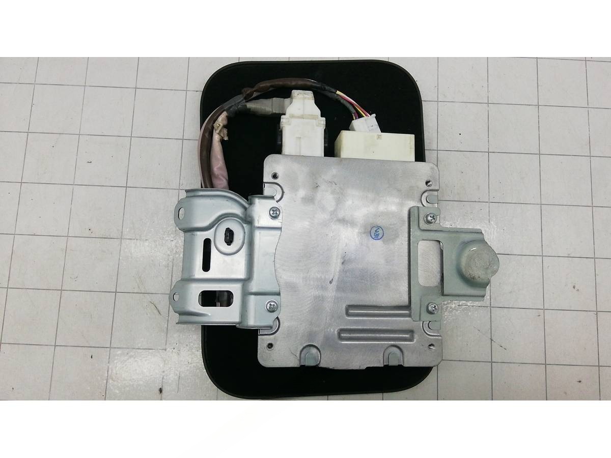 Блок управления Toyota Prius V ZFW41, 2013 г., OEM 8965047411, арт. 94C05NC04, фото 4