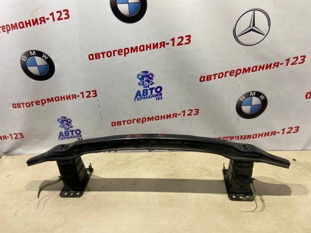 Усилитель бампера переднего Opel Zafira X5, 2007 г