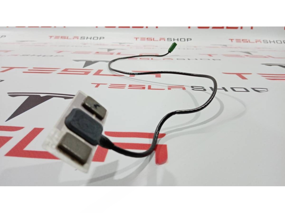 Антенна Bluetooth Tesla Model S, 2012 г