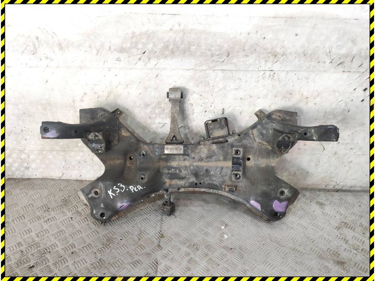 Балка подвески передняя (подрамник) Kia Sportage, 2012 г., OEM 624012Y620, арт. 99094790