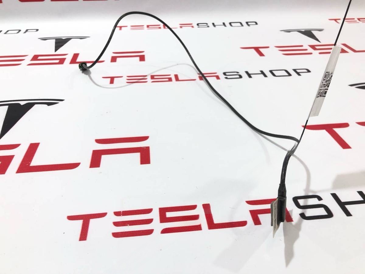 Антенна Bluetooth Tesla Model S, 2014 г