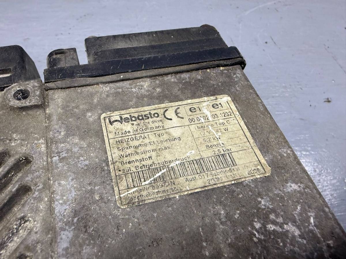 Автономный отопитель Audi A8 D2 (S8), 2002 г., OEM 64128381207, арт. B105537386_3