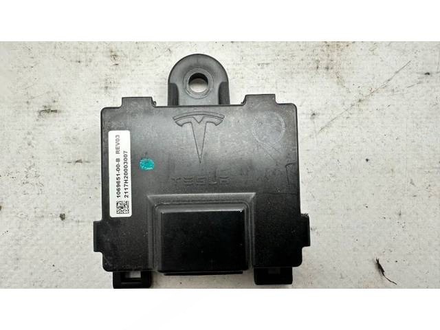 Блок управления Tesla Model S ( - ), 2012 г., OEM 106965100B, арт. B126817