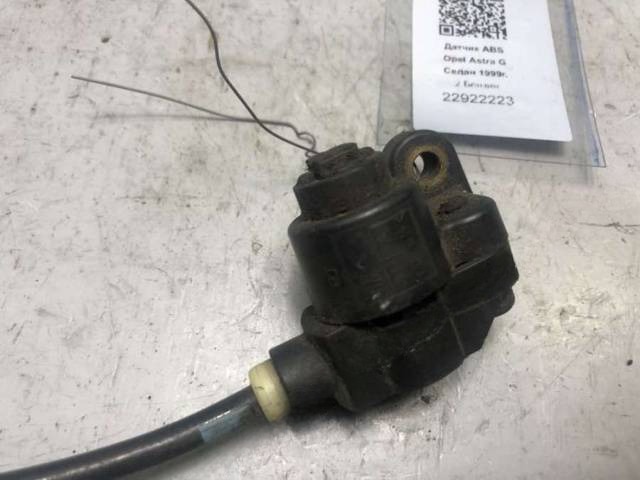 Датчик ABS Opel Astra G, 1999 г., OEM 90451321, арт. B22922223, фото 2