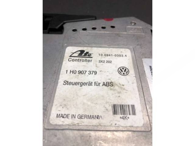 Блок управления Volkswagen Golf, 1994 г., OEM 1H0907379, арт. B32884, фото 3