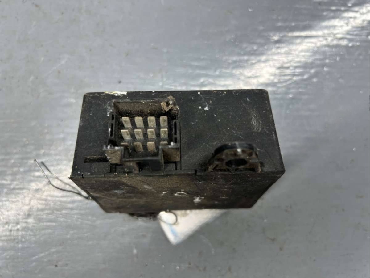 Блок управления Mercedes Sprinter, 1995 г., OEM A0265451732, арт. B75403409_2