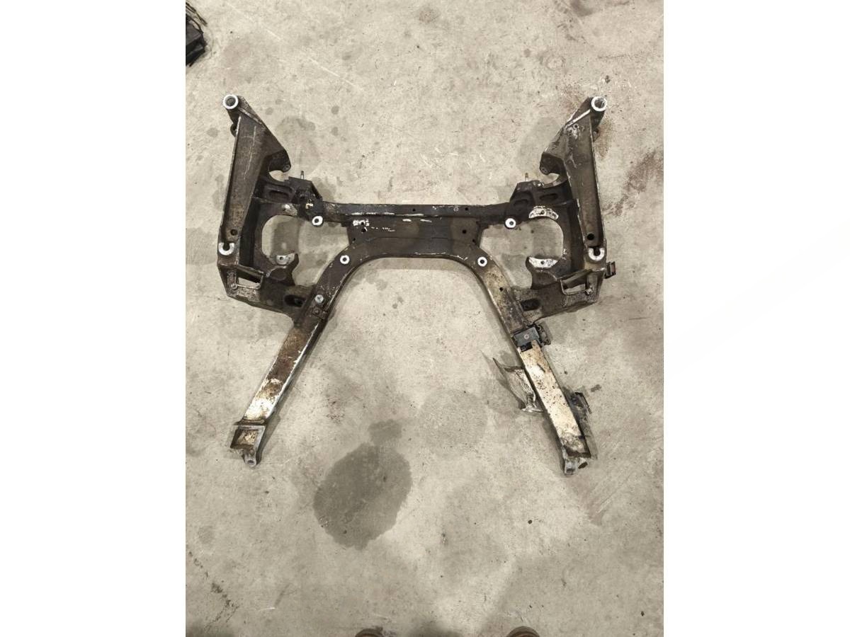 Балка подвески передняя (подрамник) BMW E65/E66, 2007 г., арт. BBMW23011
