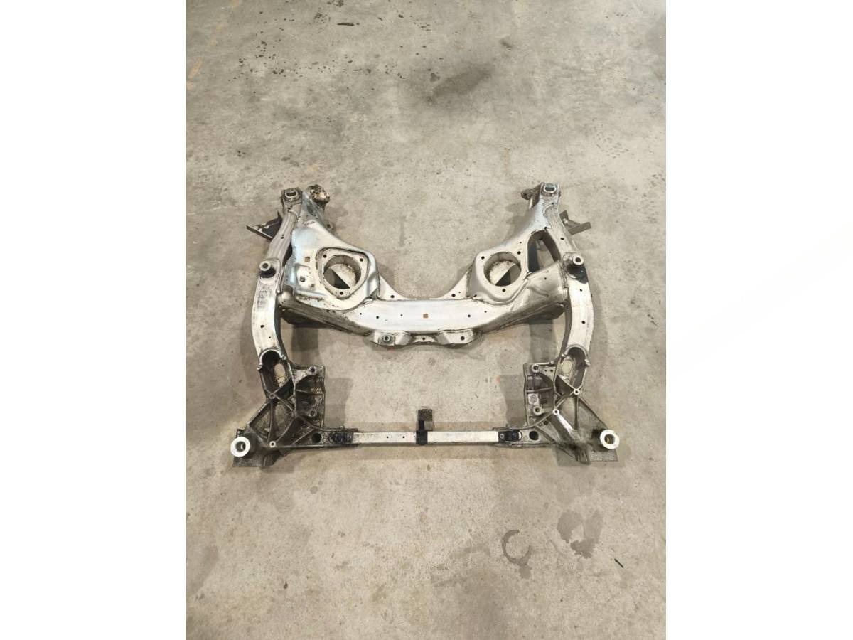 Балка подвески передняя (подрамник) BMW F01/F02, 2009 г., OEM 12208910, арт. BBMW32004