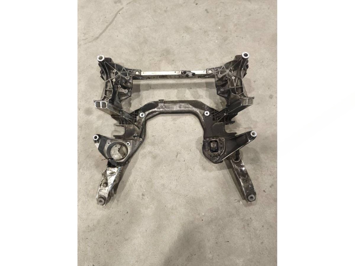 Балка подвески передняя (подрамник) BMW F01/F02, 2015 г., OEM 31116799321, арт. BBMW33653