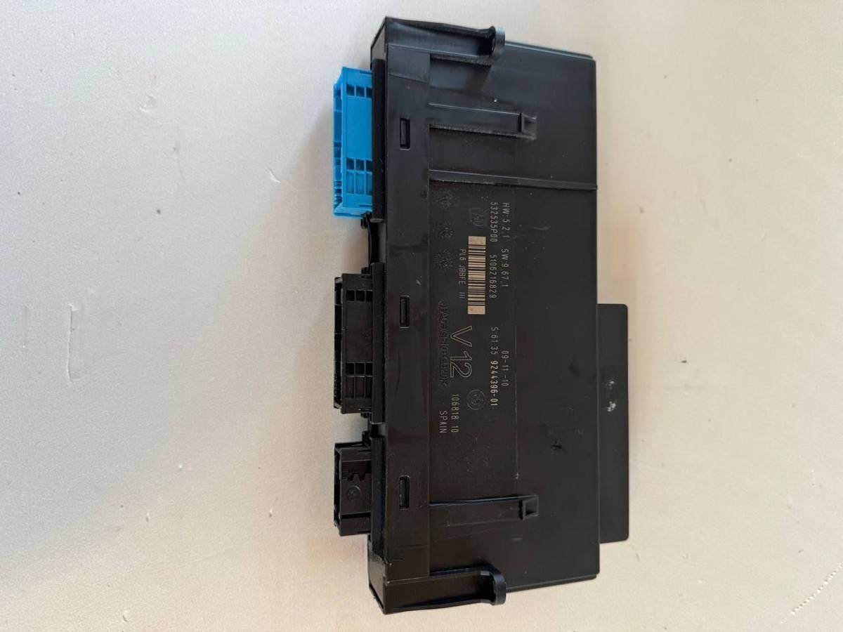Блок комфорта BMW F10/F11/GT F07, 2011 г., OEM 9244396, арт. BBMW35273