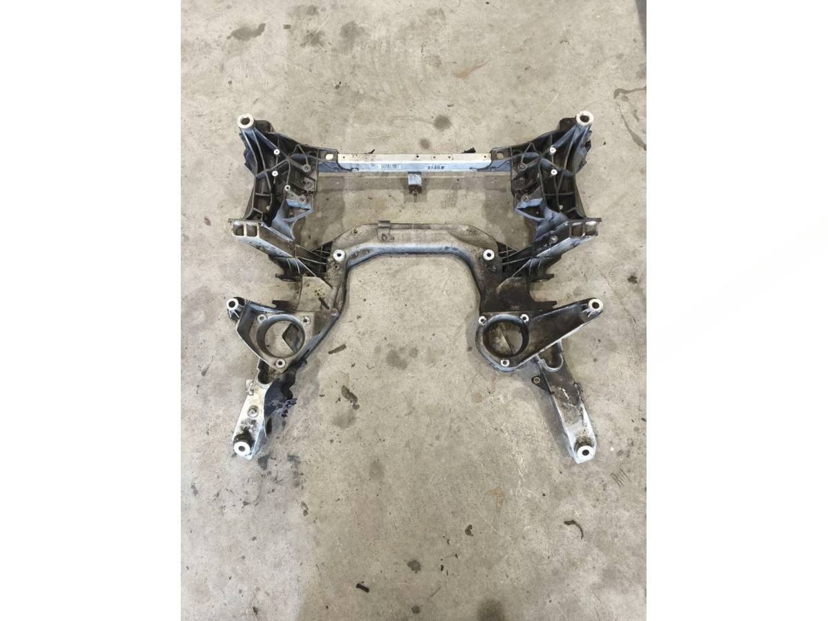 Балка подвески передняя (подрамник) BMW F10/F11/GT F07, 2011 г., OEM 6799321, арт. BBMW35595