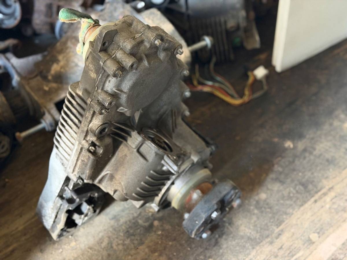 Раздаточная коробка BMW X5 E70, 2009 г., OEM 27107574777, арт. BRK70-11