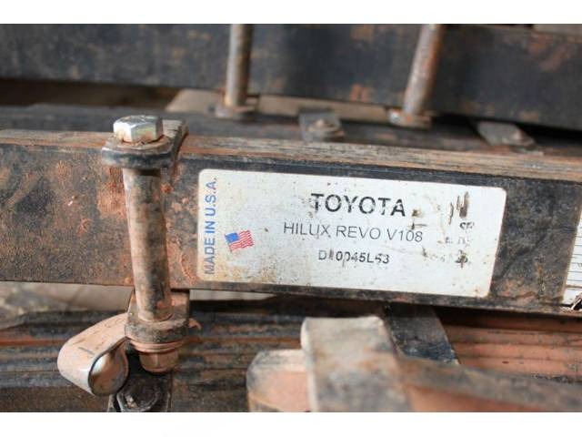 Рессора задняя Toyota Hilux, 2014 г., OEM D10045L63, арт. C113, фото 4