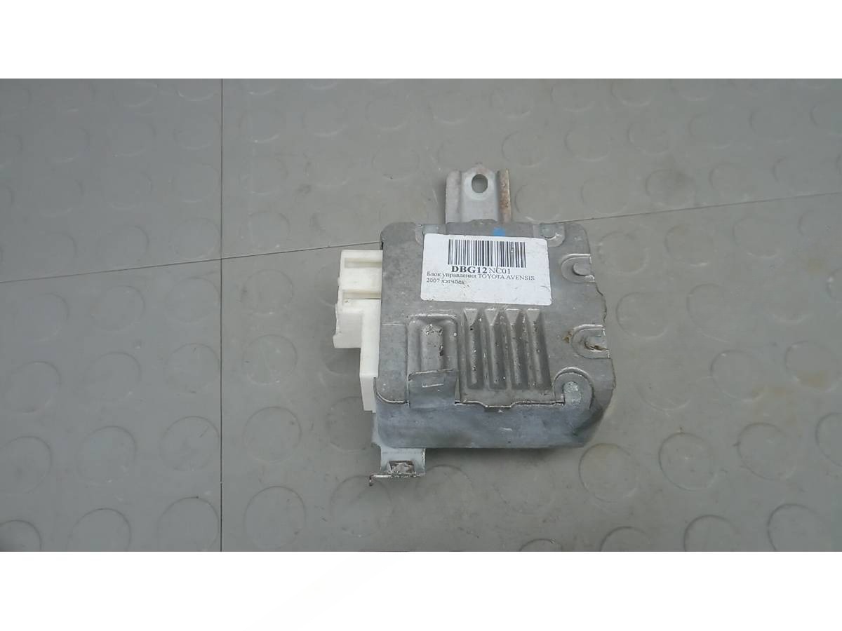 Блок управления Toyota Avensis T25, 2007 г., OEM 8965005060, арт. DBG12NC01
